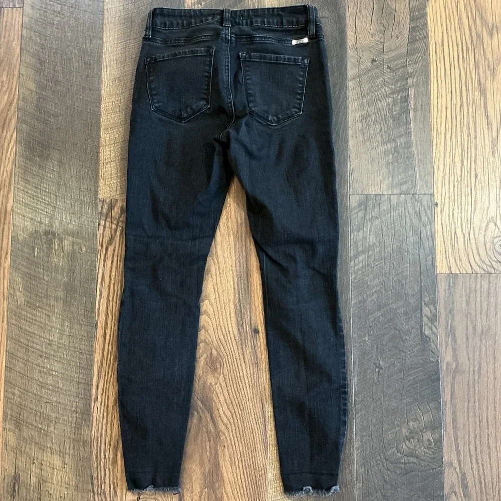 KanCan Women's Distressed‎ Skinny Jeans Black Size 3/25 Raw Hem Stretch - Picture 2 of 3